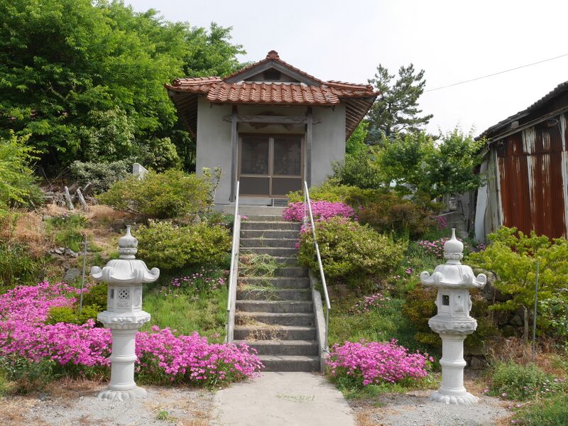 ファイル:1601 小高い丘に建てられた大乗寺.JPG